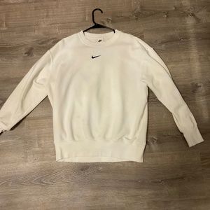 Nike oversized sweatshirt